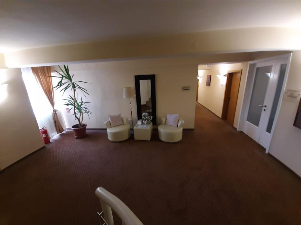 Hotel Garic Garesnica Exterior photo
