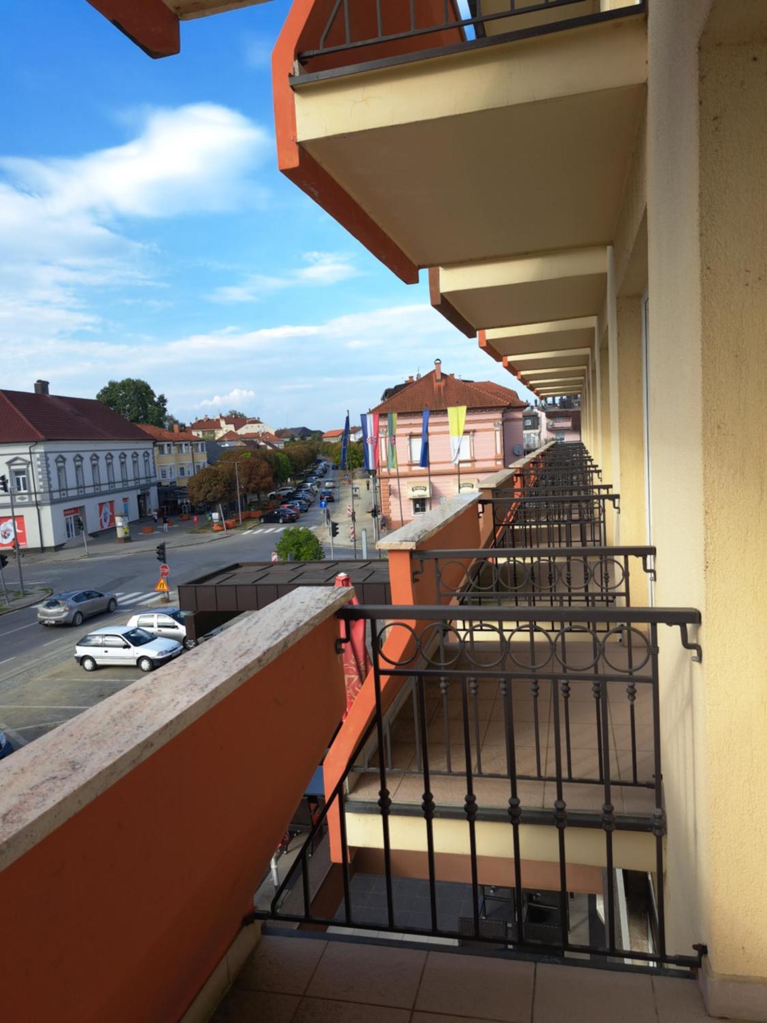 Hotel Garic Garesnica Exterior photo