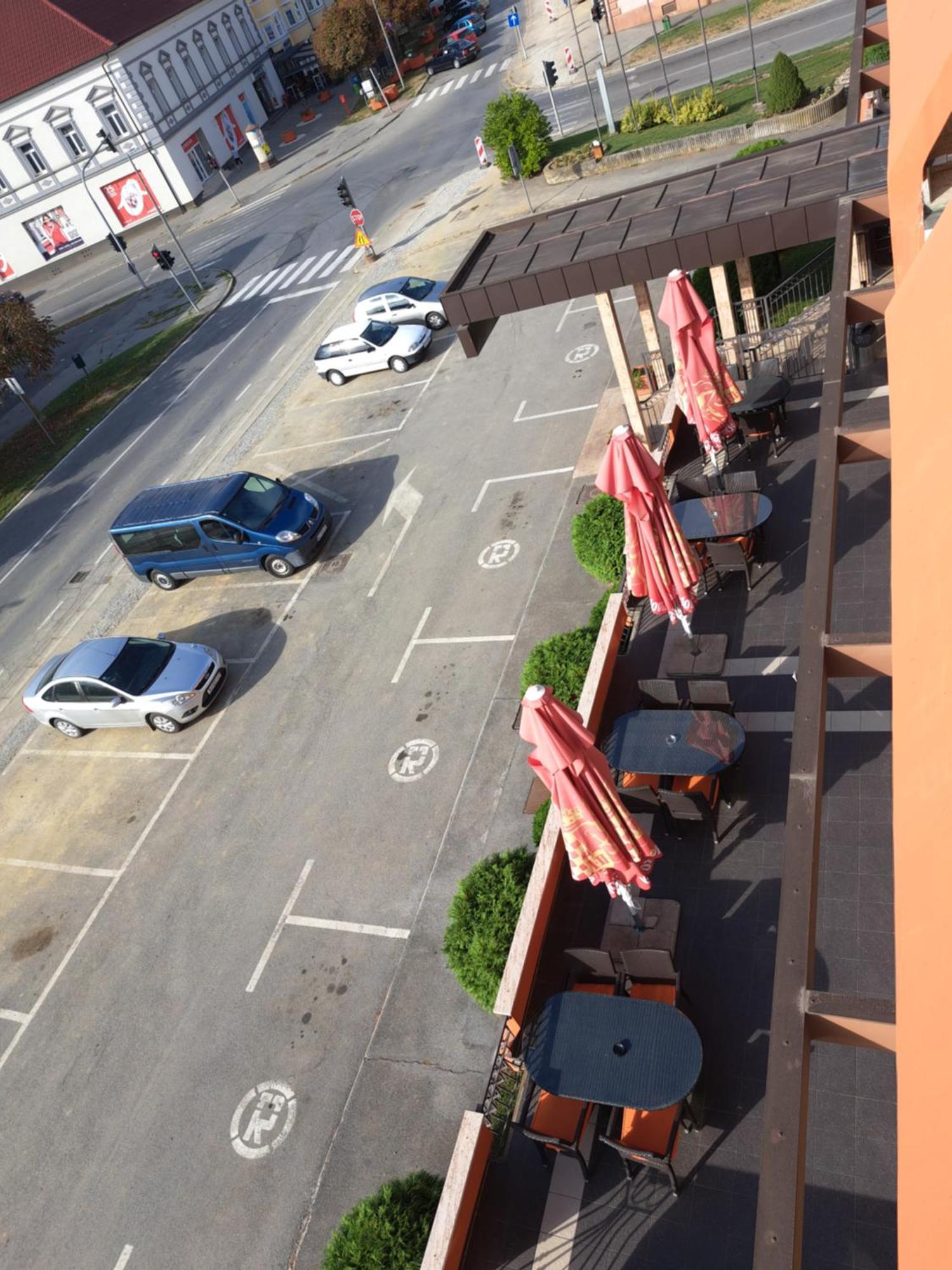 Hotel Garic Garesnica Exterior photo
